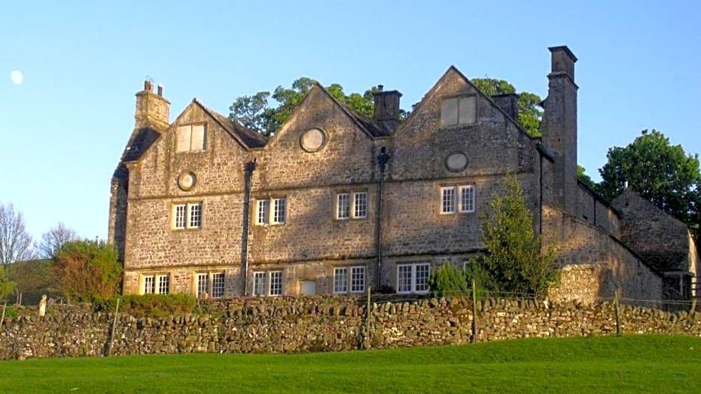 Braithwaite Hall Bed & Breakfast