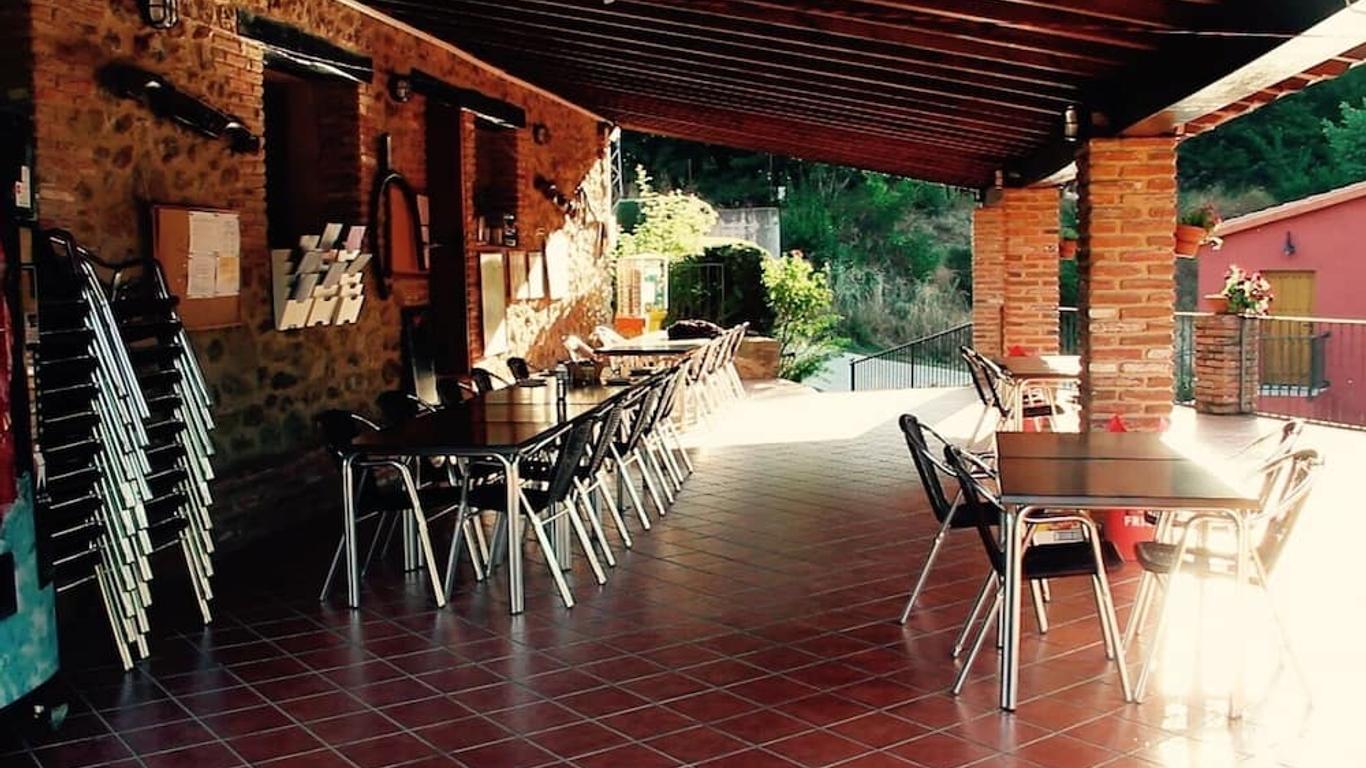 Hostel El Lago, Caceres