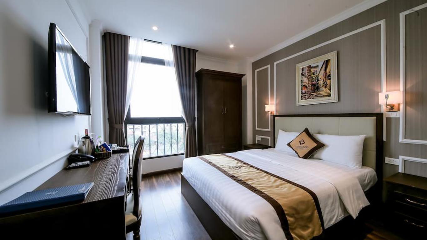 Louisland Hotel