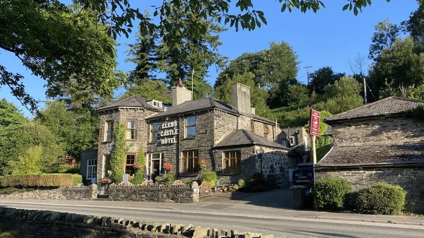 Elen's Castle Hotel