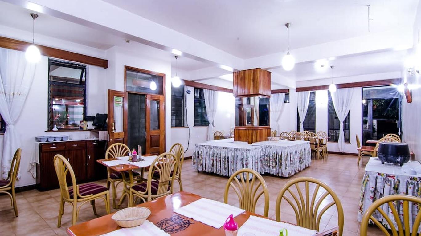 Chak Guesthouse & Conference Center
