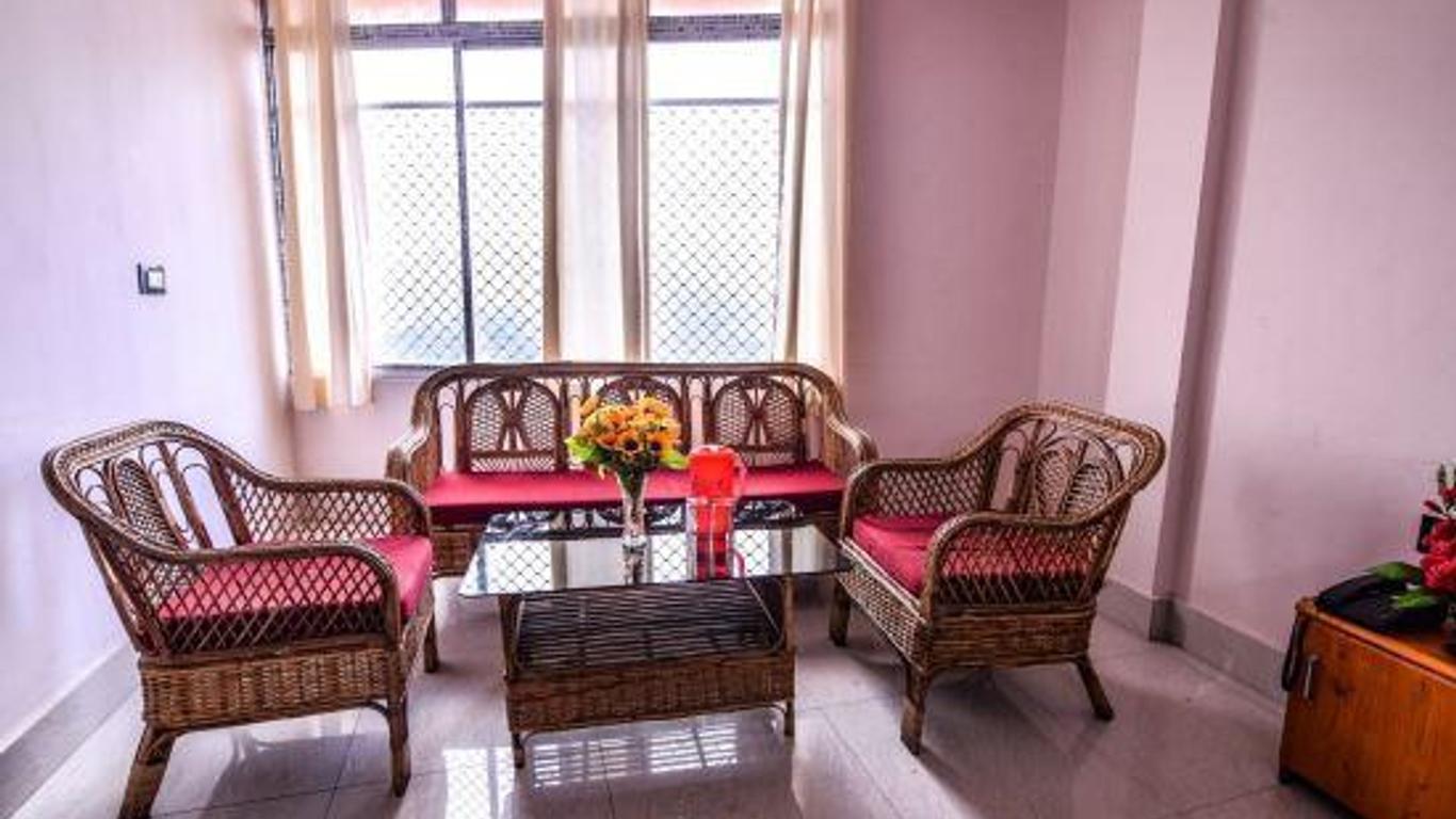 Hotel Aashiyana