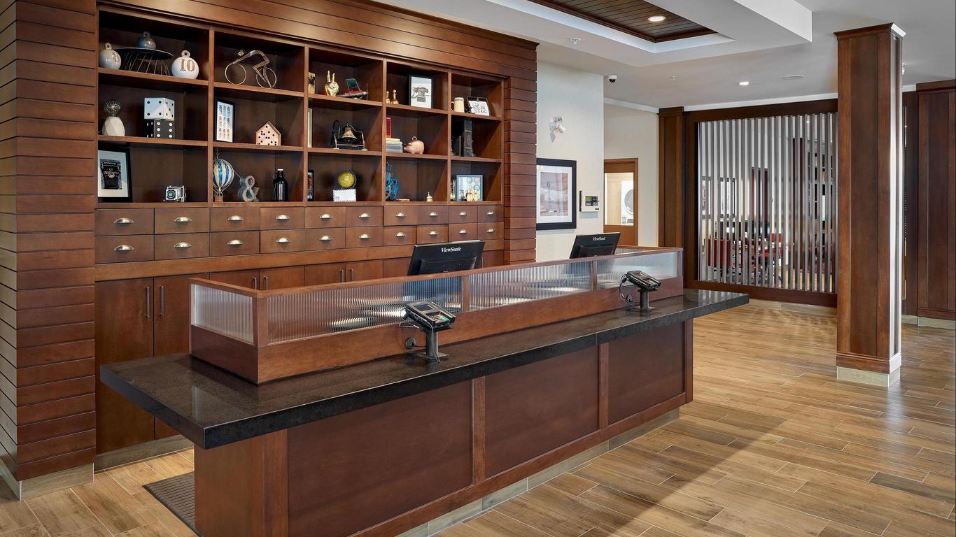 Four Points by Sheraton Edmonton West