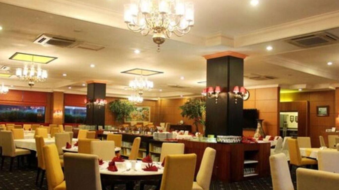 Hotel Bumi Senyiur