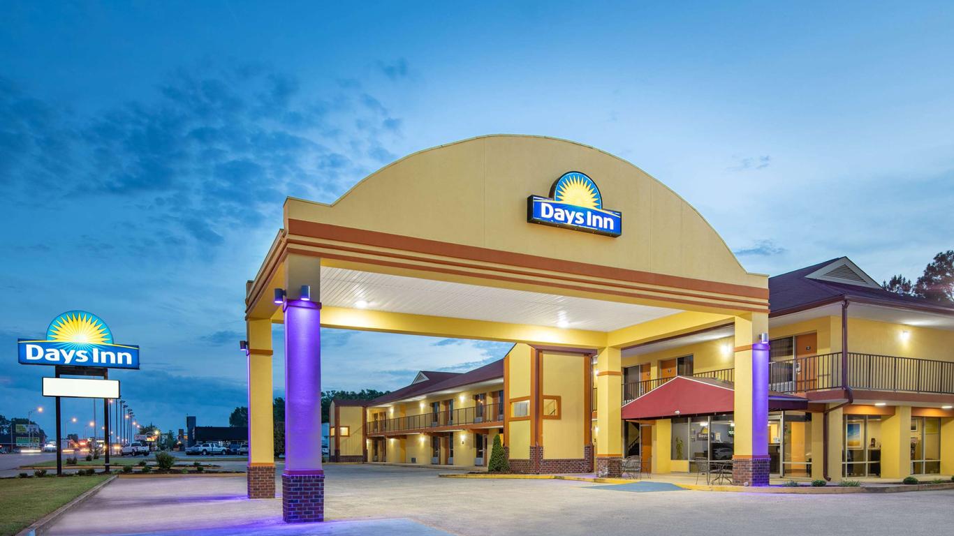 Days Inn by Wyndham Muscle Shoals Florence