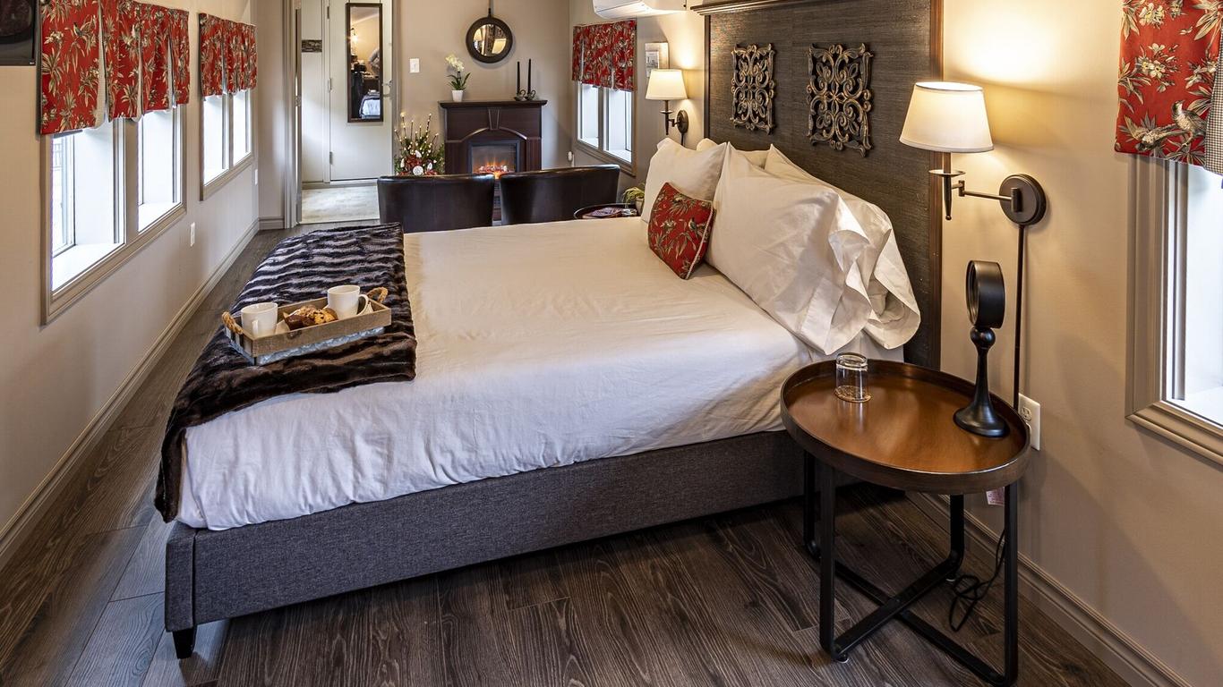 Shamrock Suites
