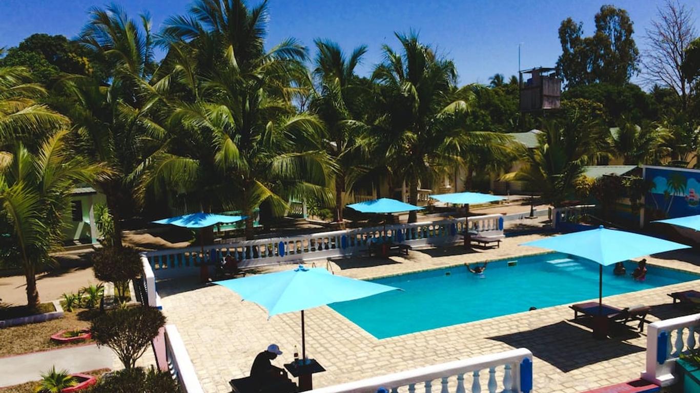 Saara Hotel