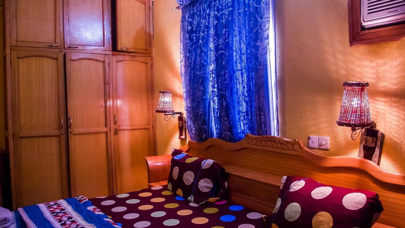 De Genesix Hotel