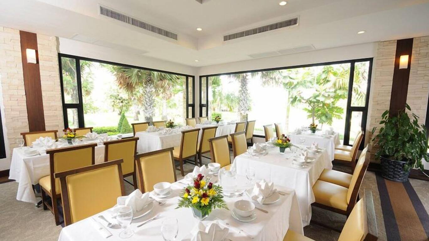 Suwan Golf & Country Club