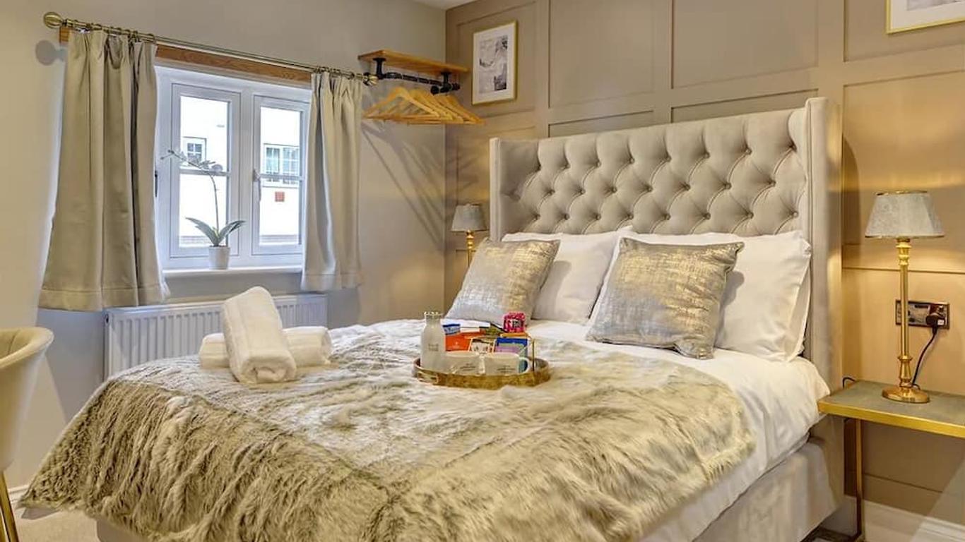 The Bridge House Henley