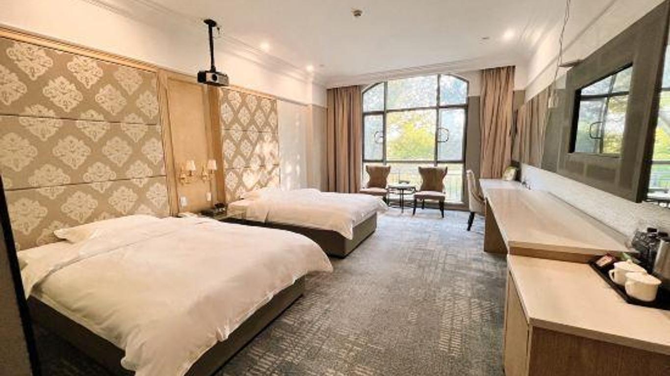 Huaiyuan Changjiu Central Hotel