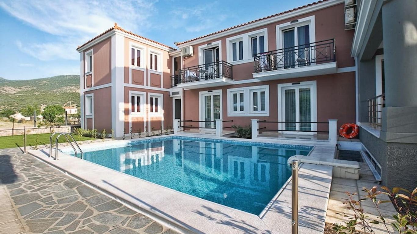 Sun & Sea Luxury Hotel
