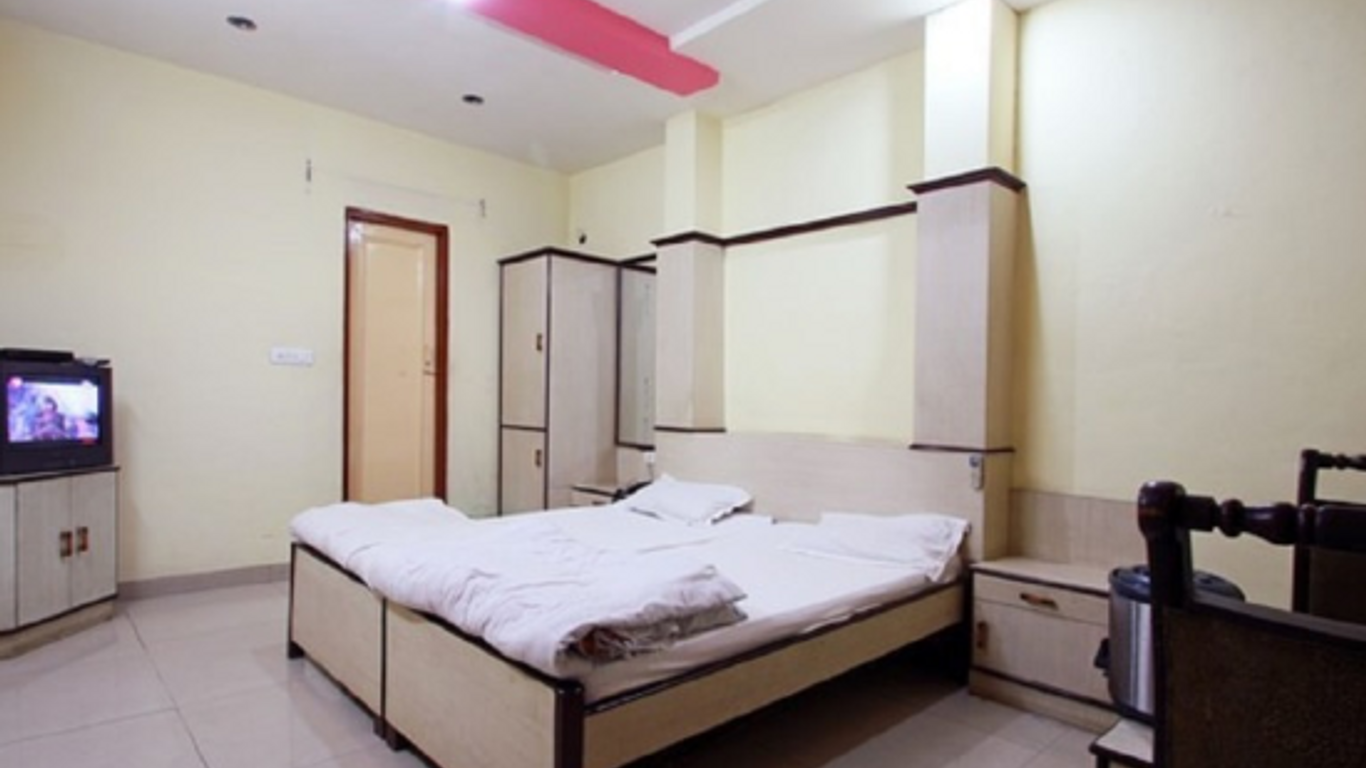 Hotel Raj Palace