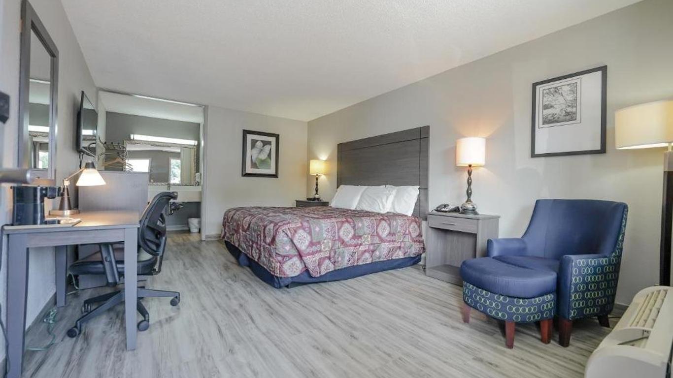 Executive Inn Locust Grove