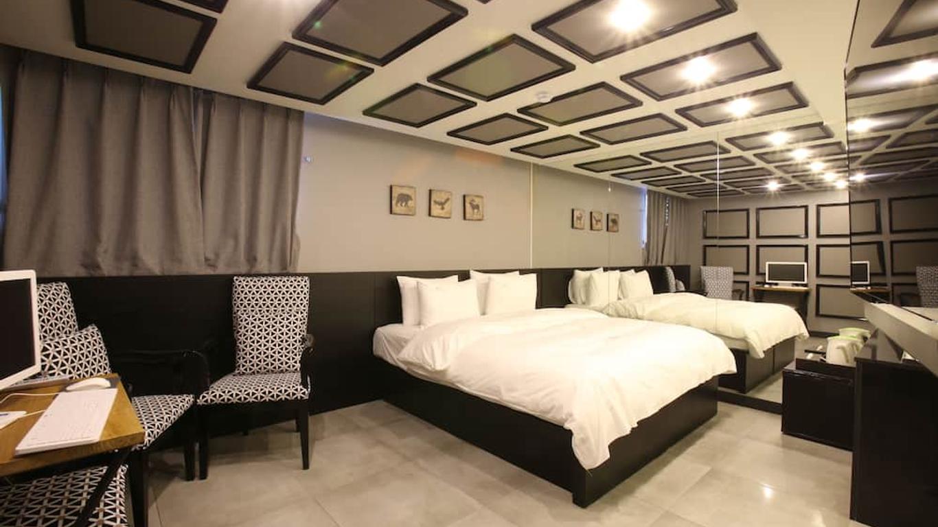 Hotel Cello Guri