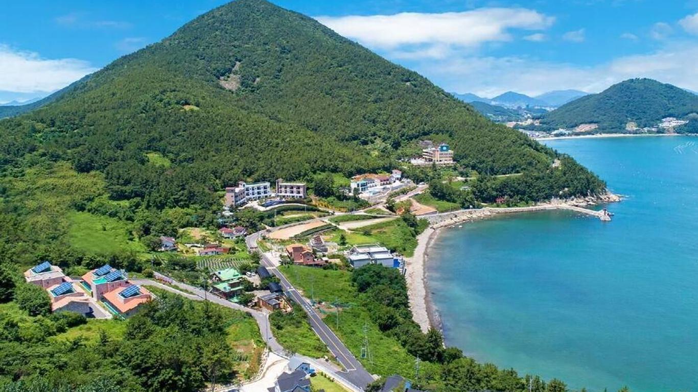 Yeosu The King Pension