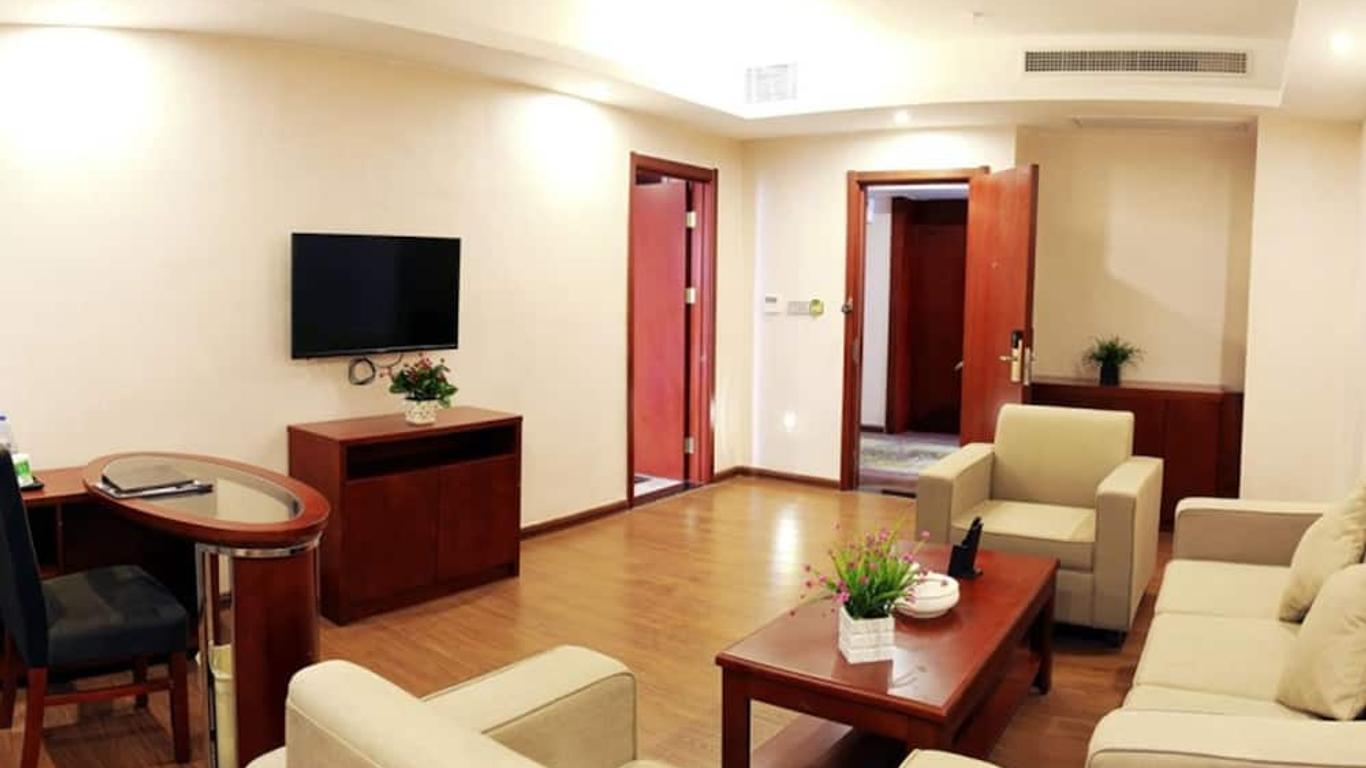 Greentree Inn Guangdong Jieyang Konggang District Wangjiang North Road Business Hotel