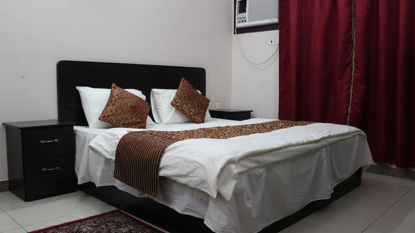 Al Eairy Furnished Apartments Al Baha 2