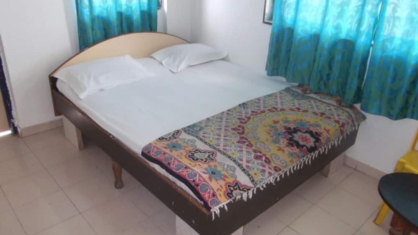 Samruddhi And Shree Inn Lodge