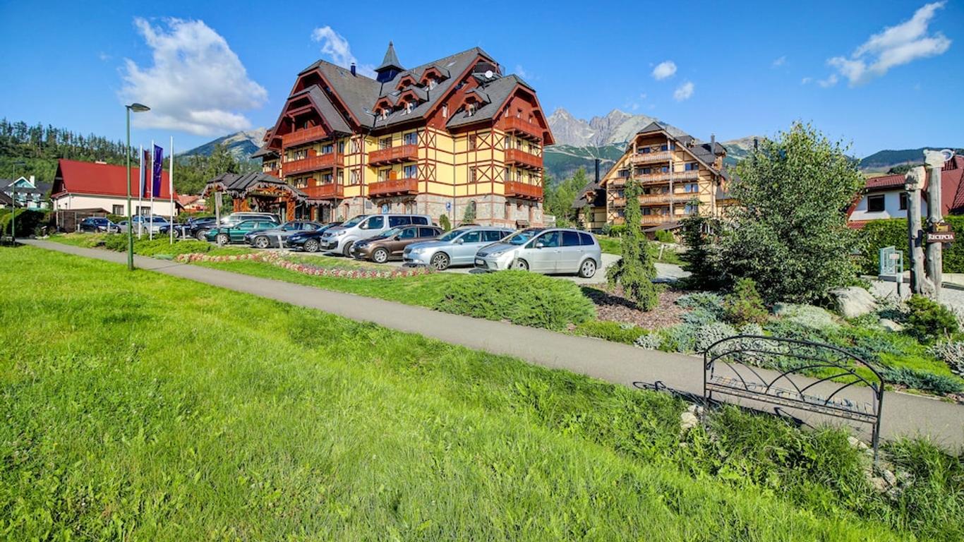 Family Apartments in Mountain Hotel