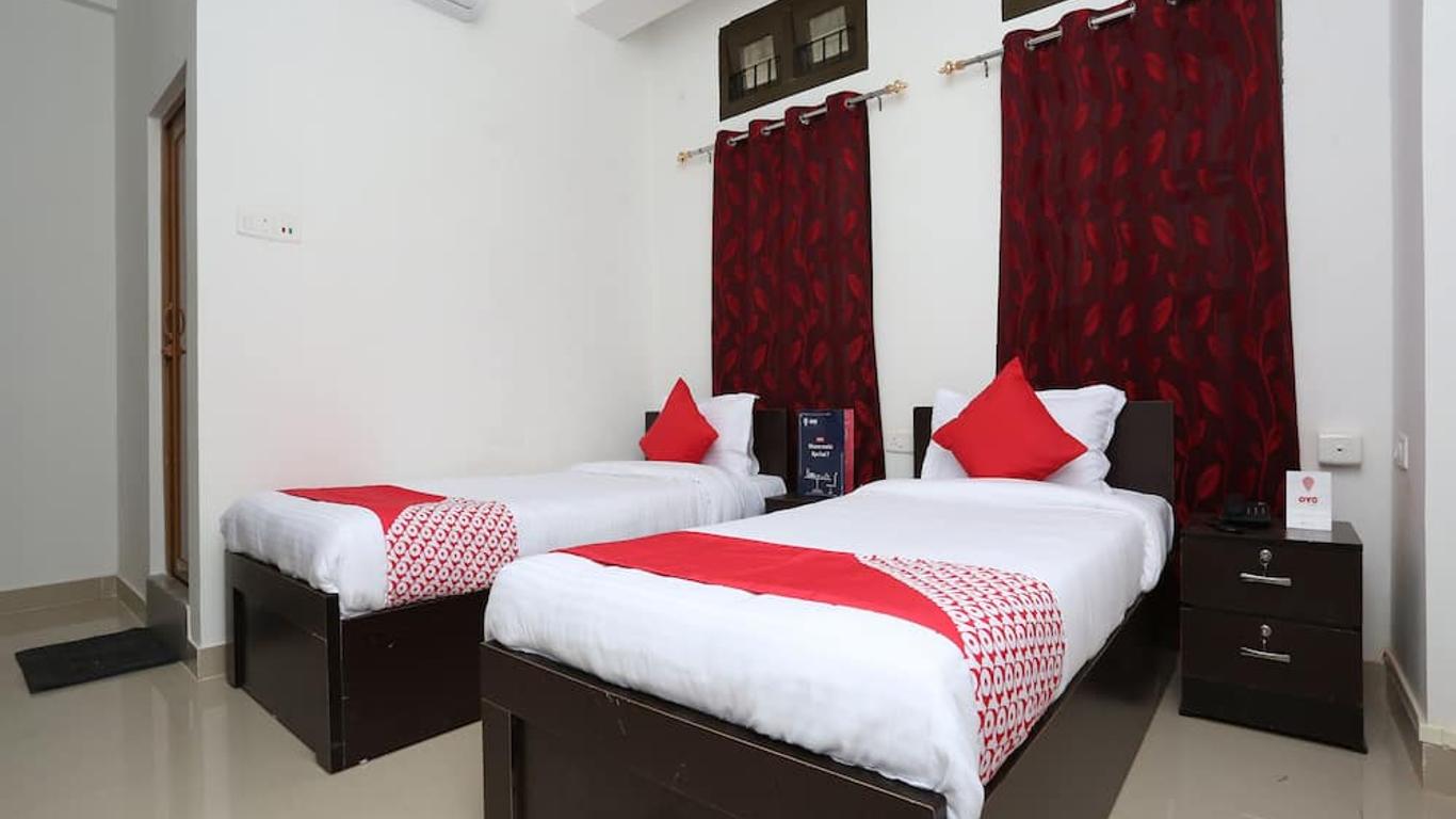OYO 10912 Nirman Residency