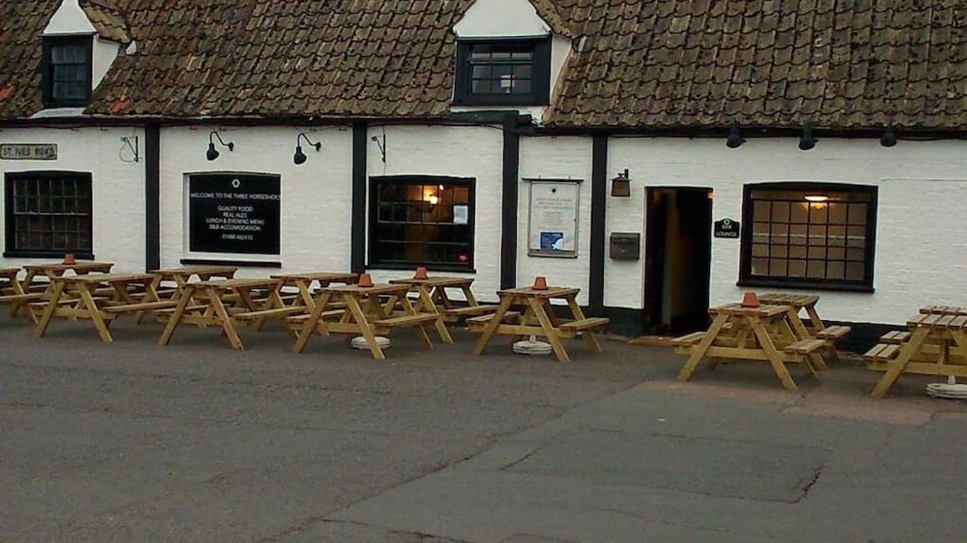 Three Horseshoes Inn
