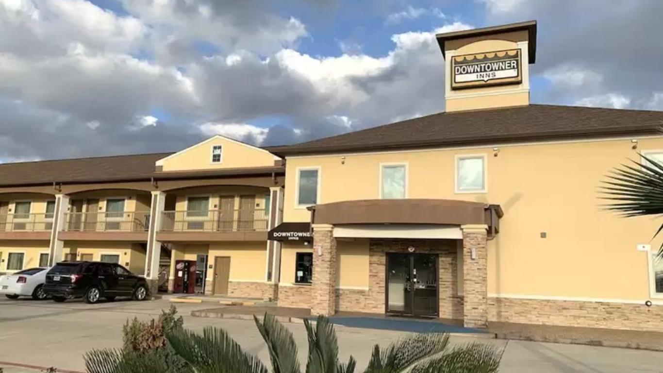Downtowner Inns