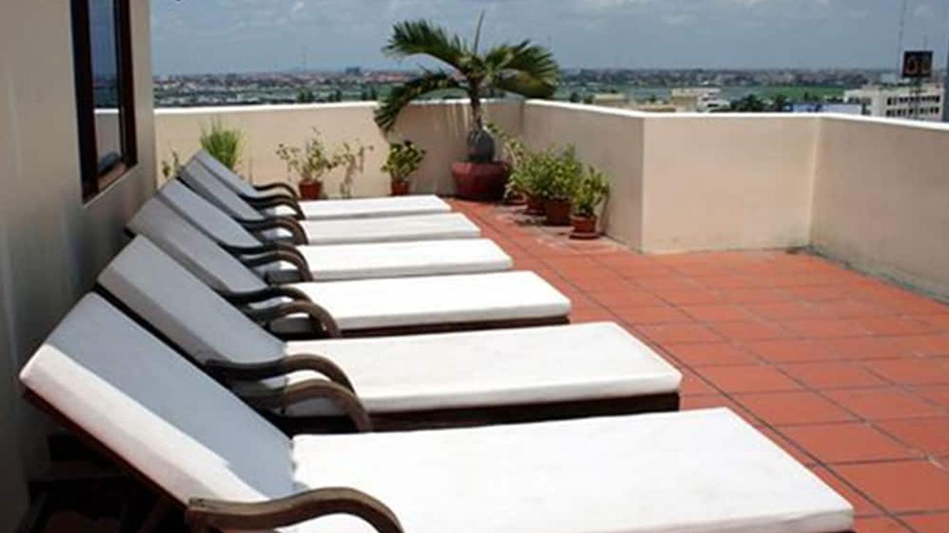Nokor Lucky Serviced Apartments