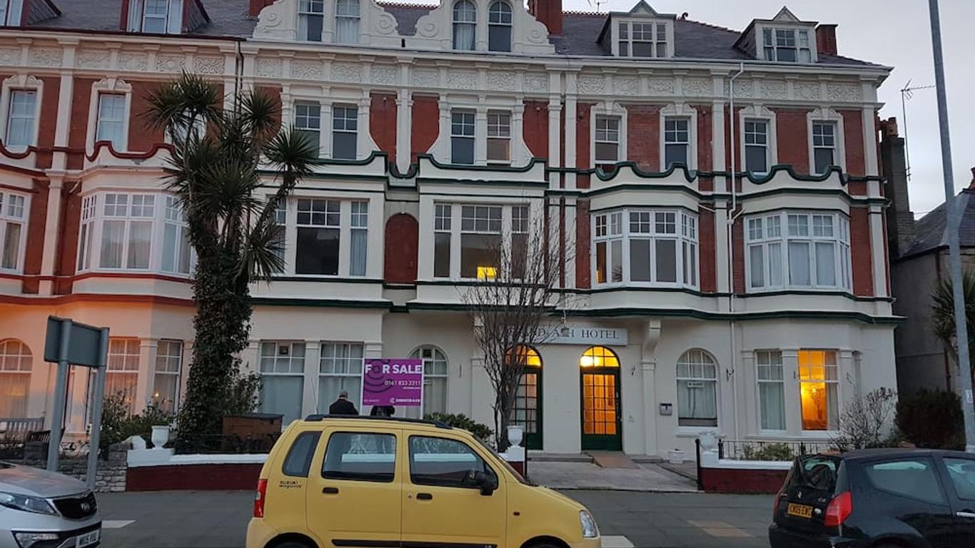 Grand Ash Hotel