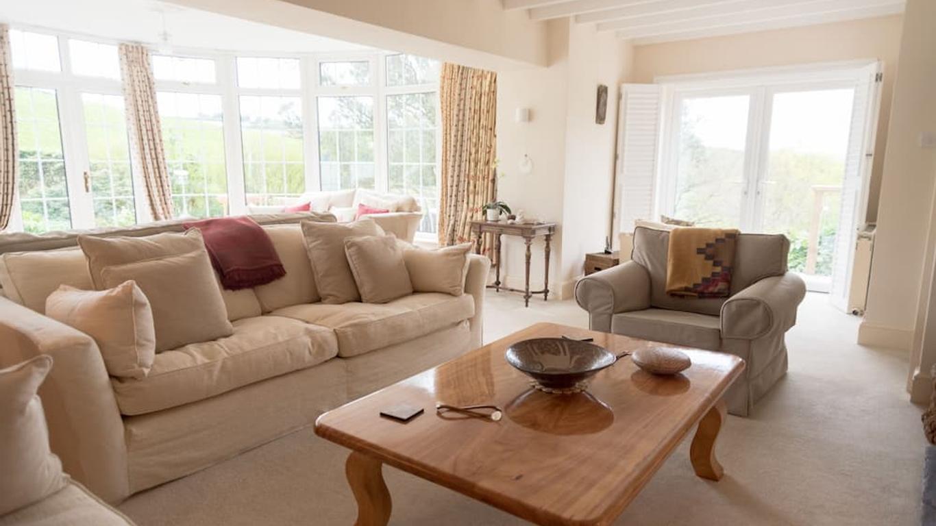 Higher Leigh House