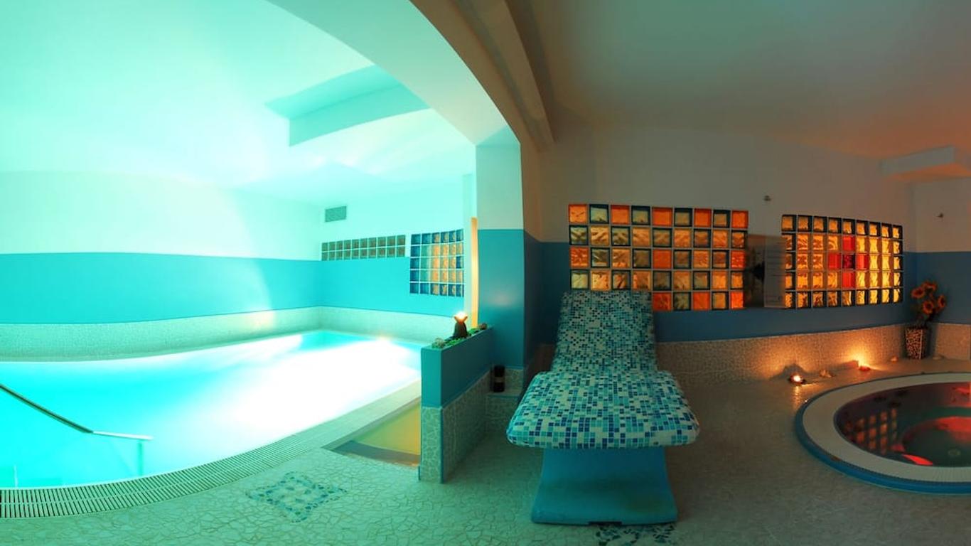 Hotel Cristina