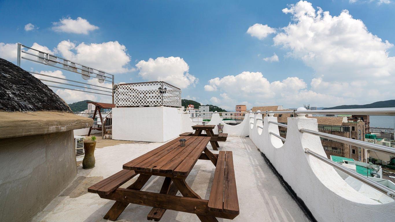 Tongyeong City Hostel