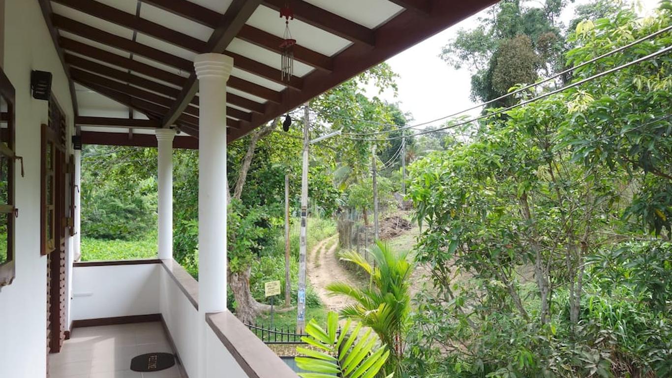Manel Guesthouse