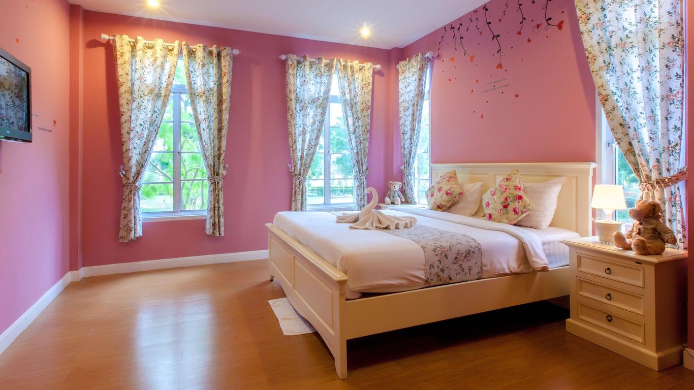 Varee Valley Resort And Restaurant