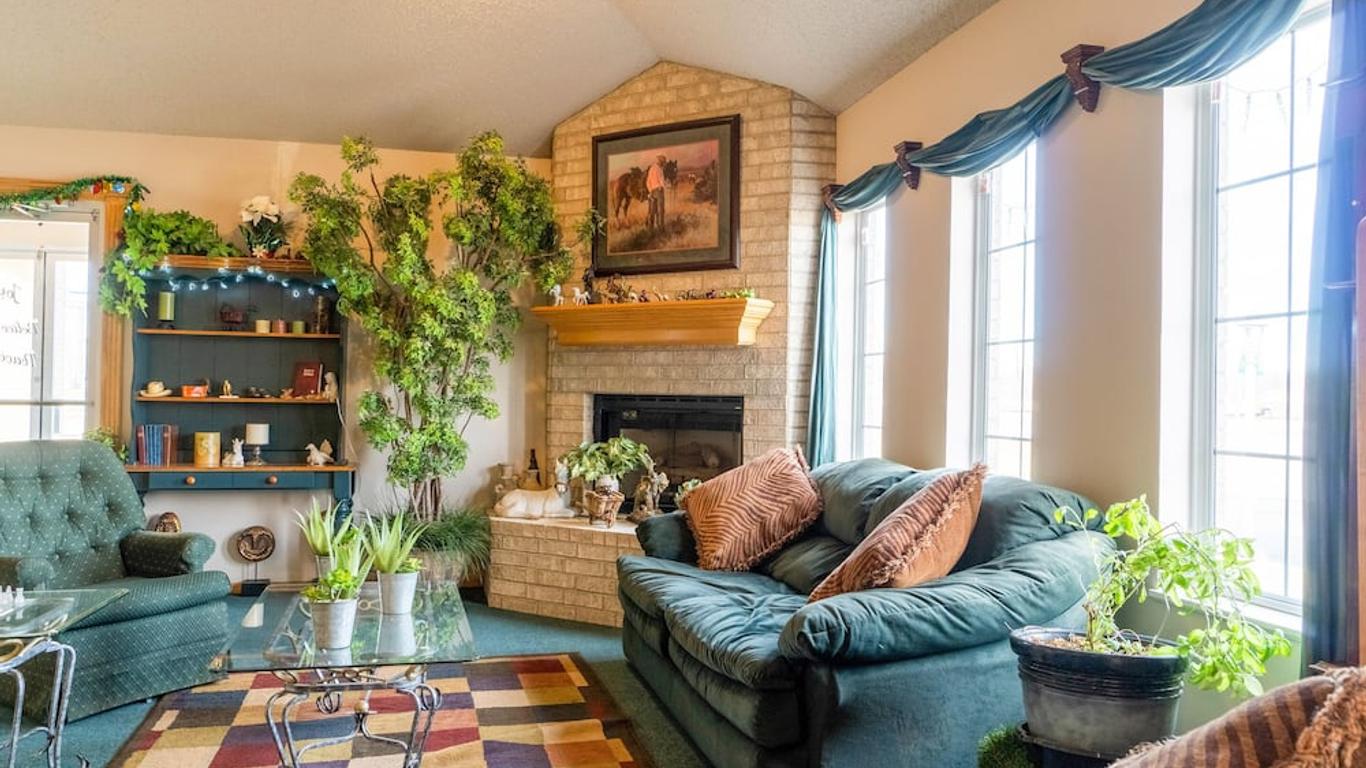 Hometown Inn By OYO Texhoma, Ok