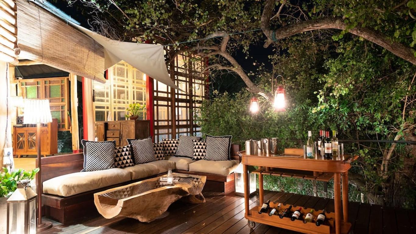 Flameback Eco Lodge