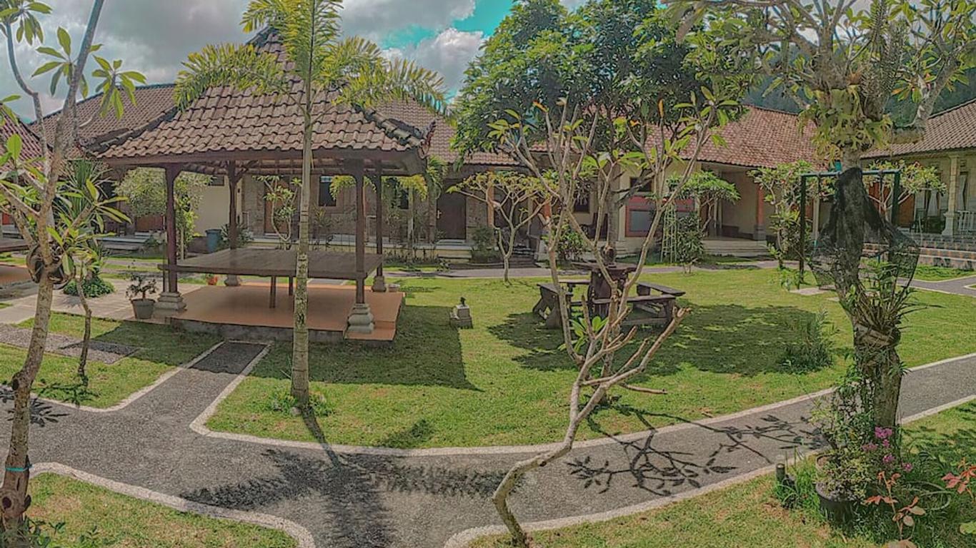 Segara Hotel and Restaurant