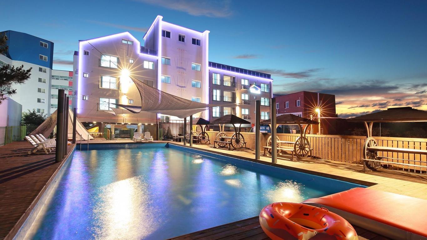 Pohang Theone Resortpension