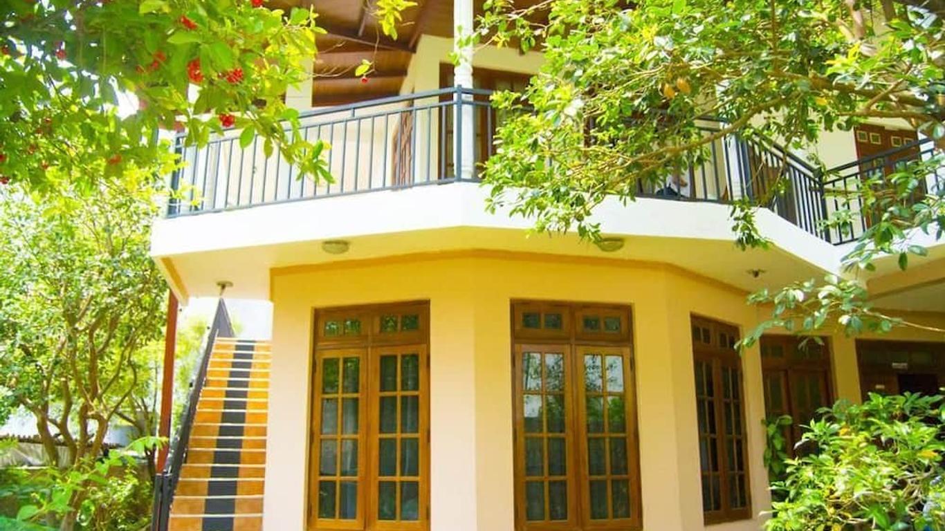 Heavens Door Guest Inn