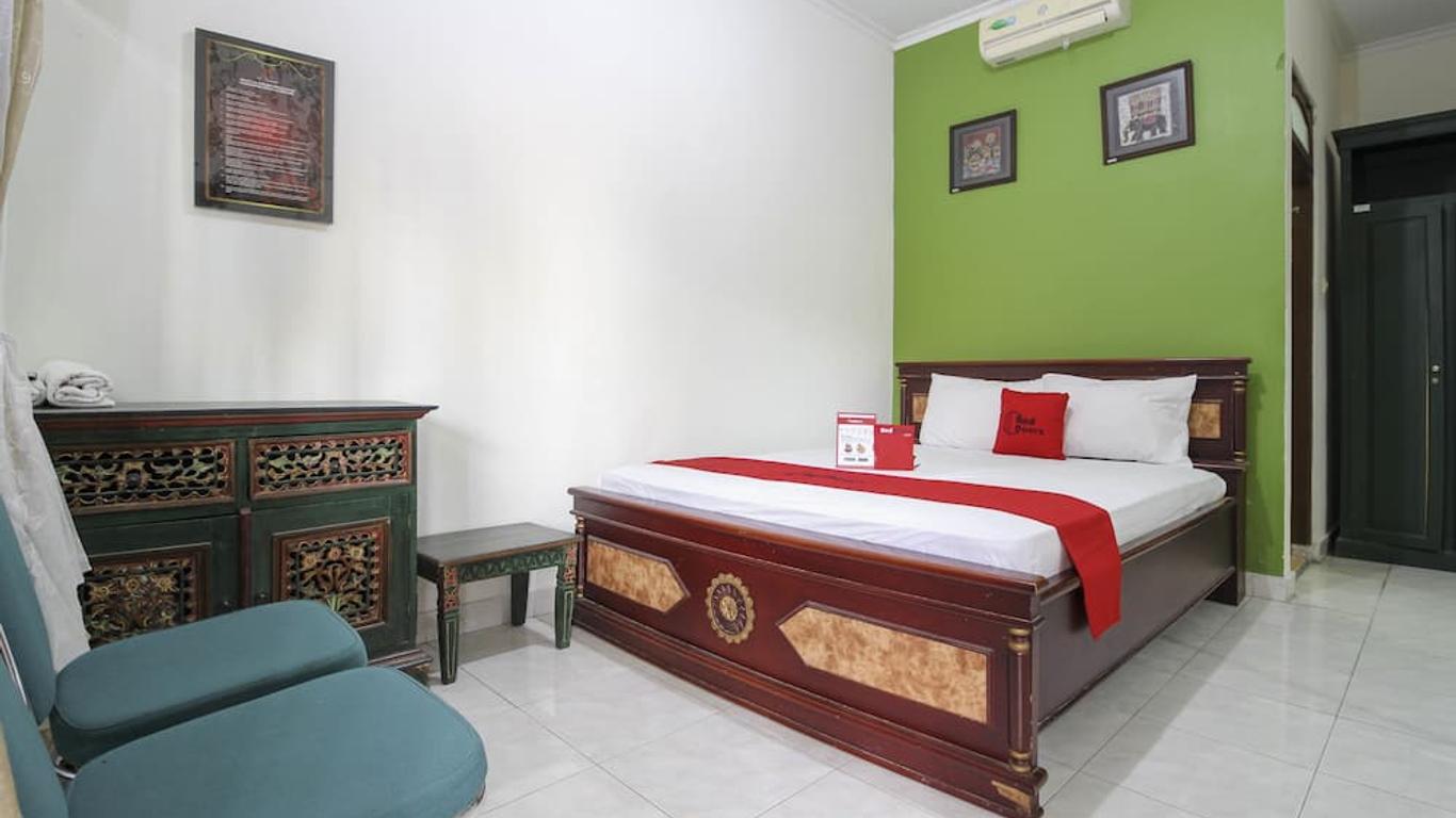RedDoorz near Lotte Mart Maguwoharjo Yogyakarta