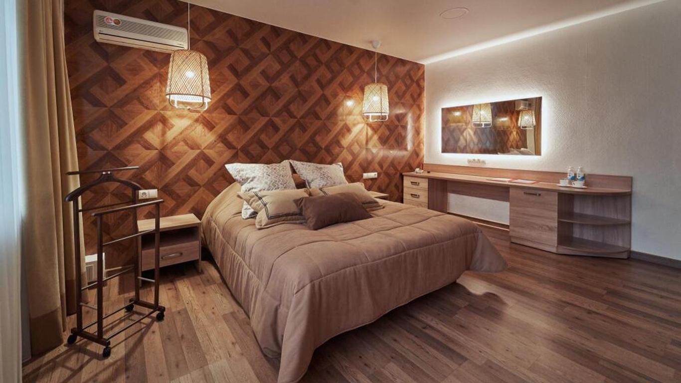 Evrika Hotel