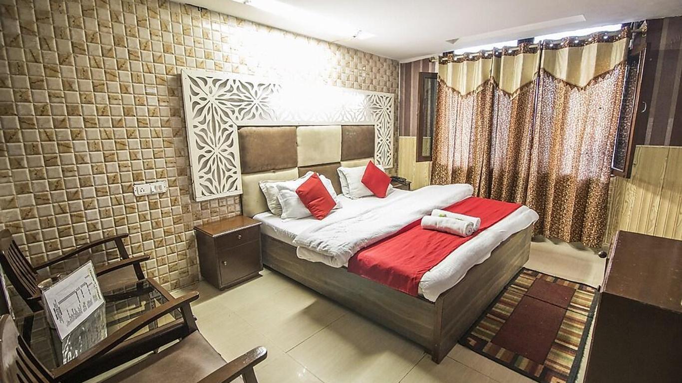 Hotel Holiday Plaza