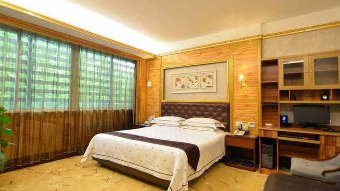 Zhuhai Xinhualian Business Hotel