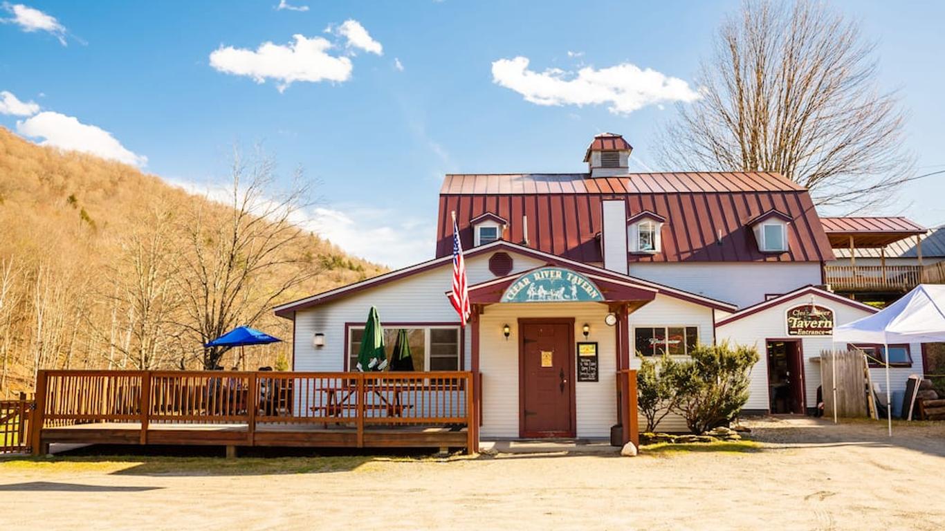 Clear River Inn and Tavern