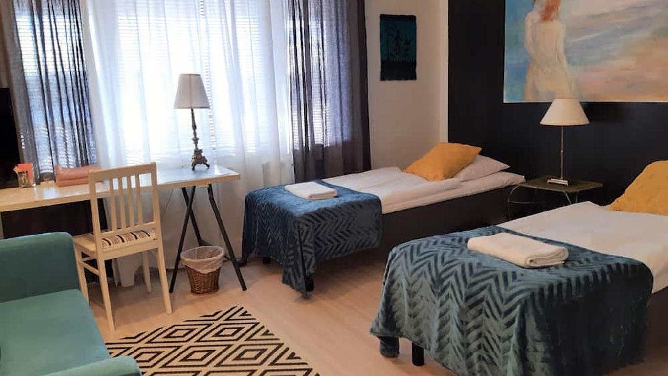 Wanha Neuvola Guesthouse