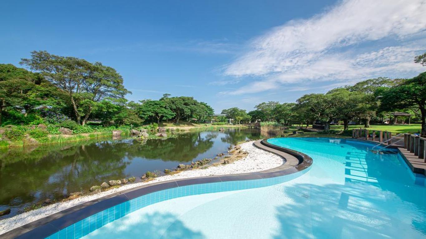 Elysian Jeju Golftel