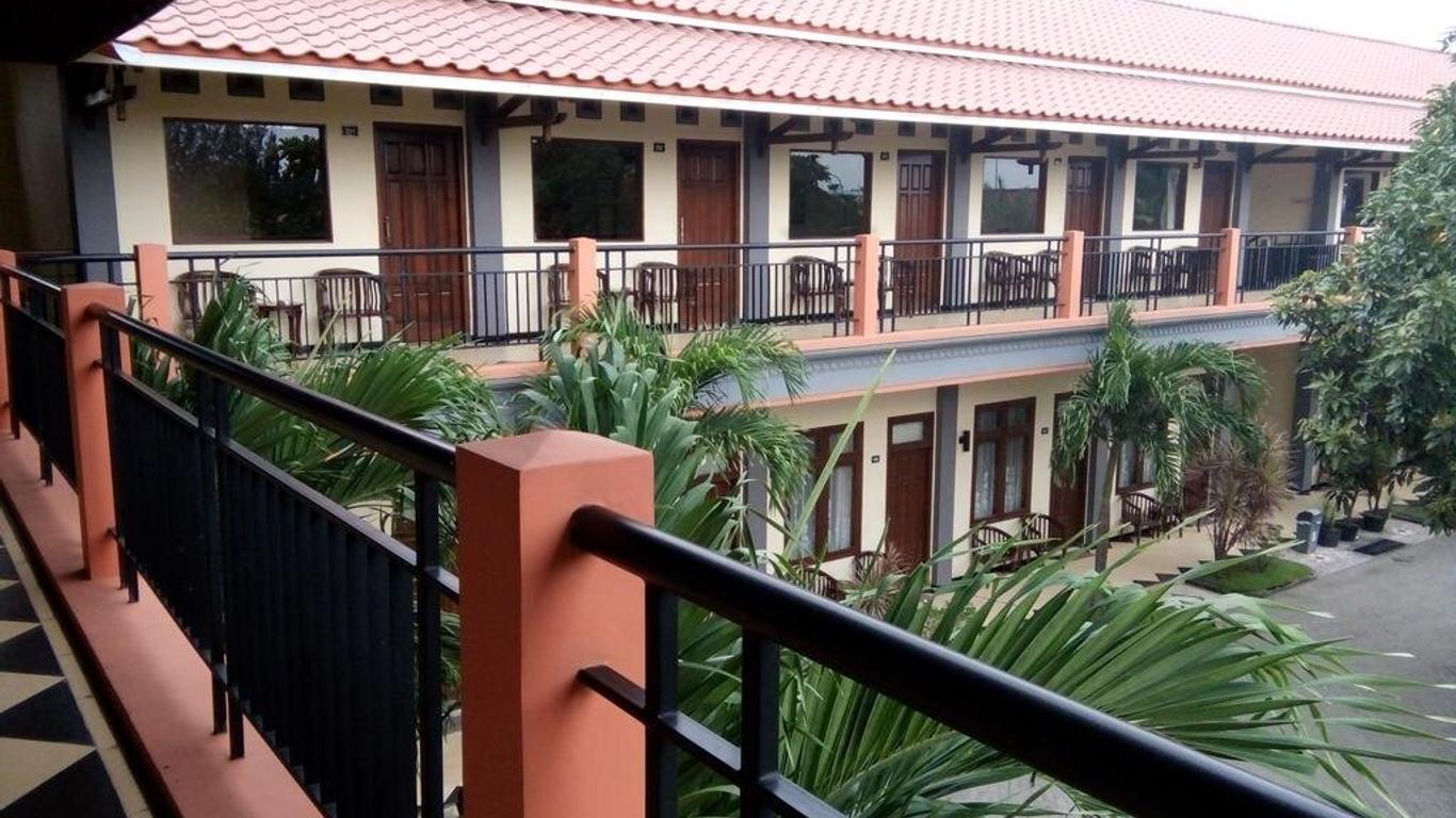 Nirwana Hotel