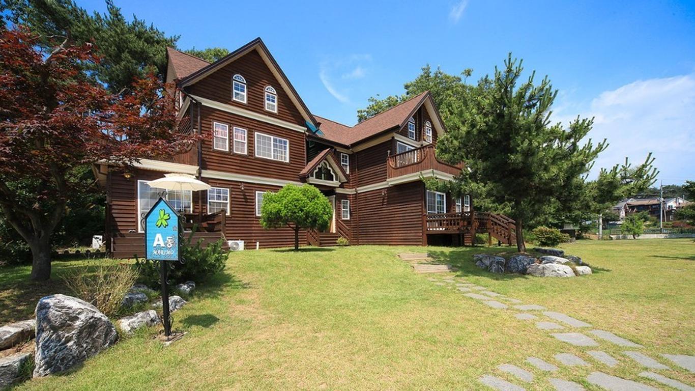 Taean Anmyeondo Pension Marimo