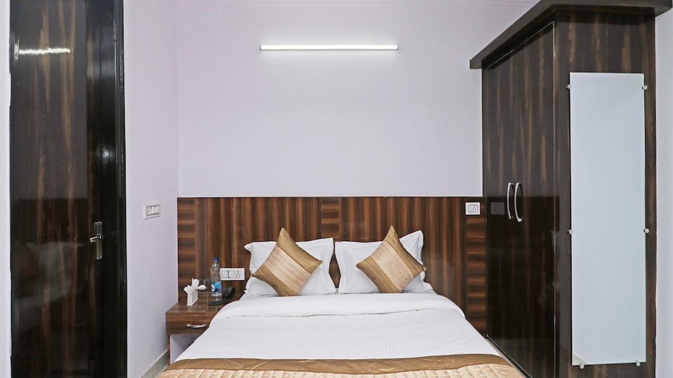 Oyo 12348 Hotel Aerosky Residency