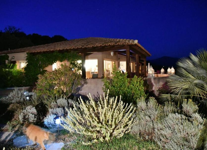 Vista del exterior Foto